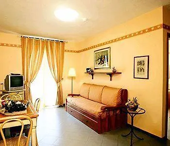 Valle Del Buttero מלון דירות 3*