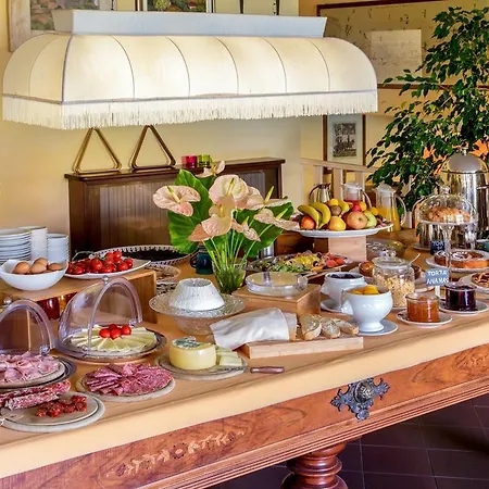 Valle Del Buttero Aparthotel 3*